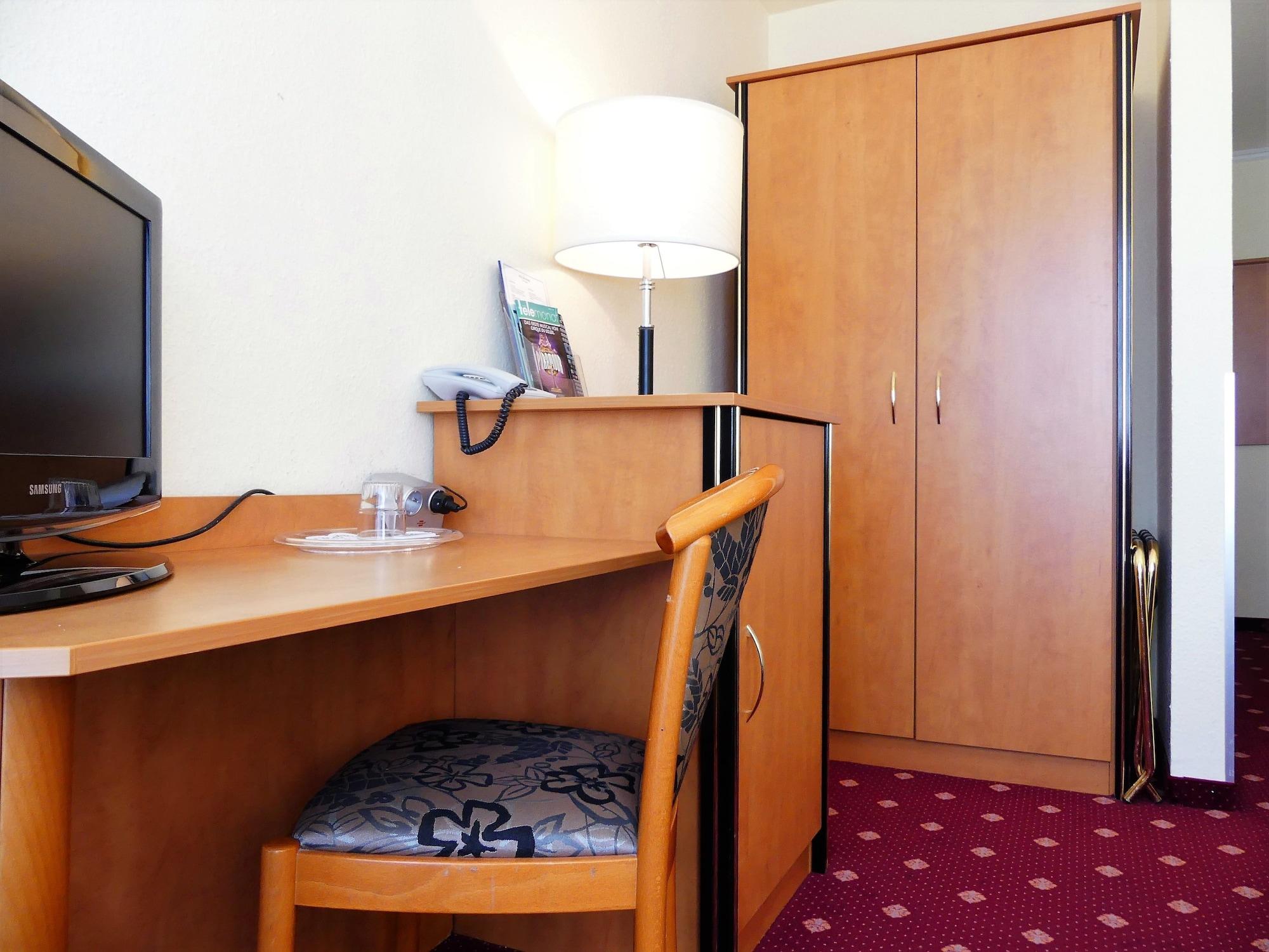 Hotel Boulevard Кьолн Екстериор снимка