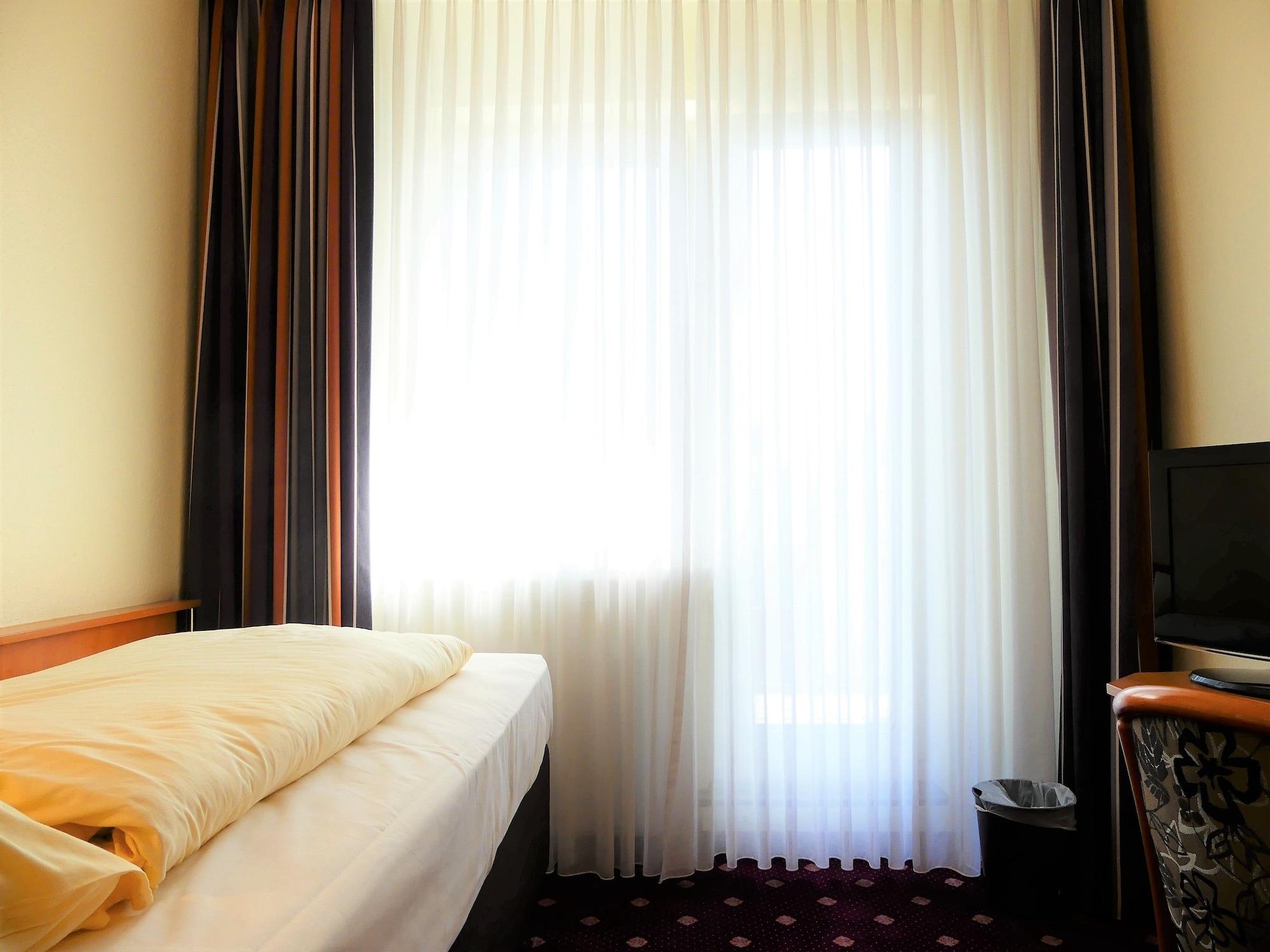 Hotel Boulevard Кьолн Екстериор снимка