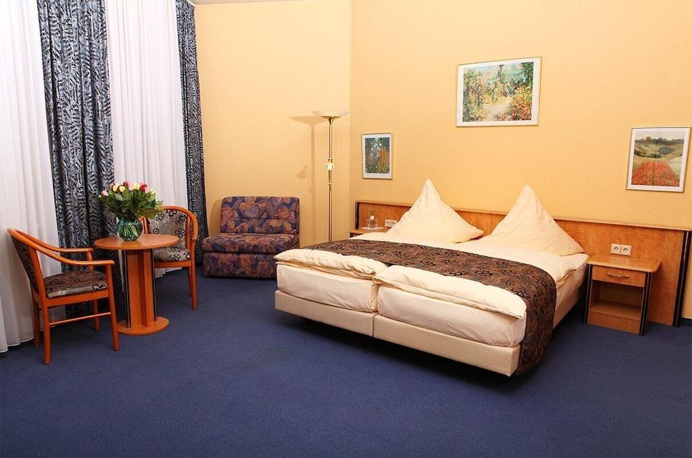 Hotel Boulevard Кьолн Екстериор снимка
