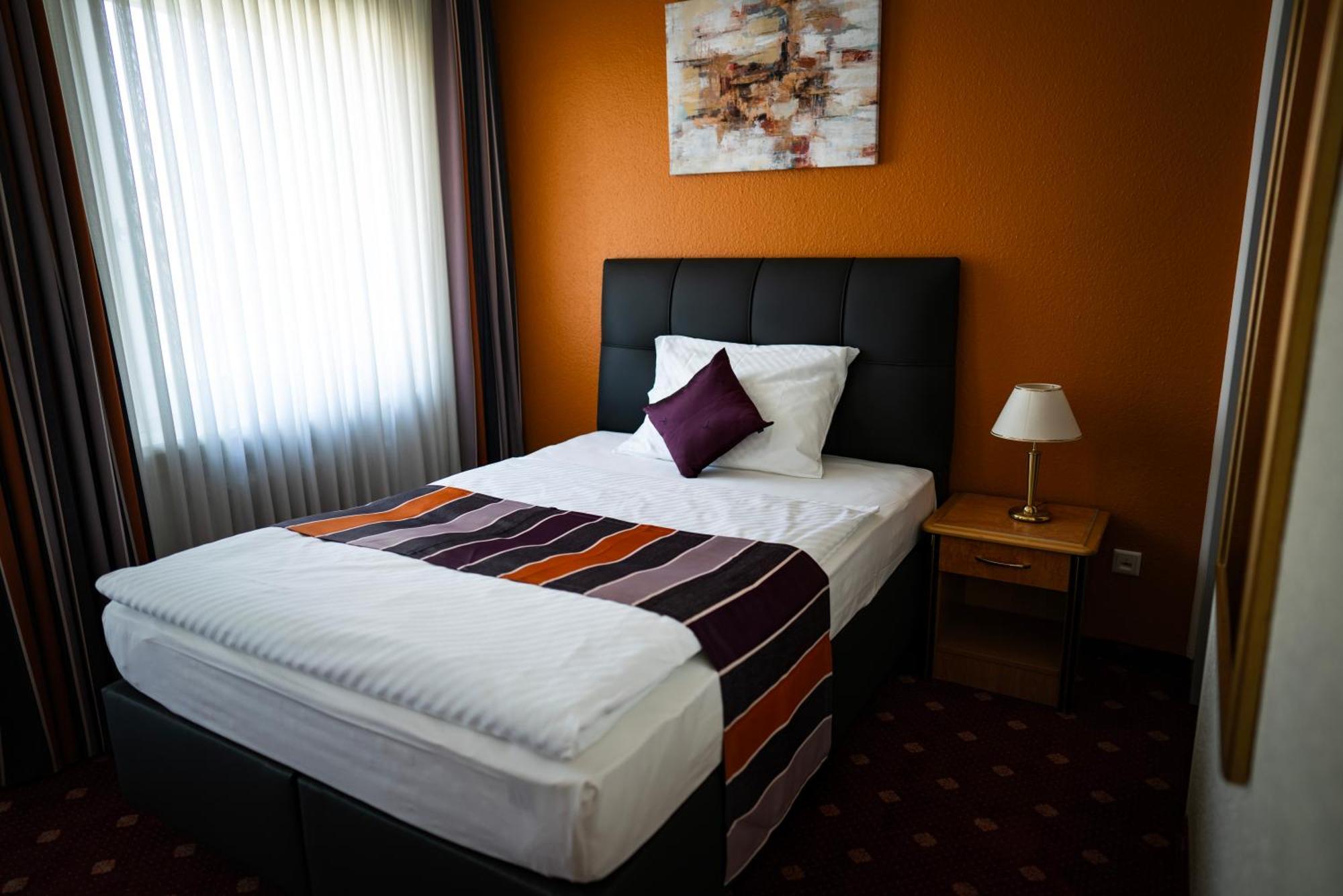Hotel Boulevard Кьолн Екстериор снимка