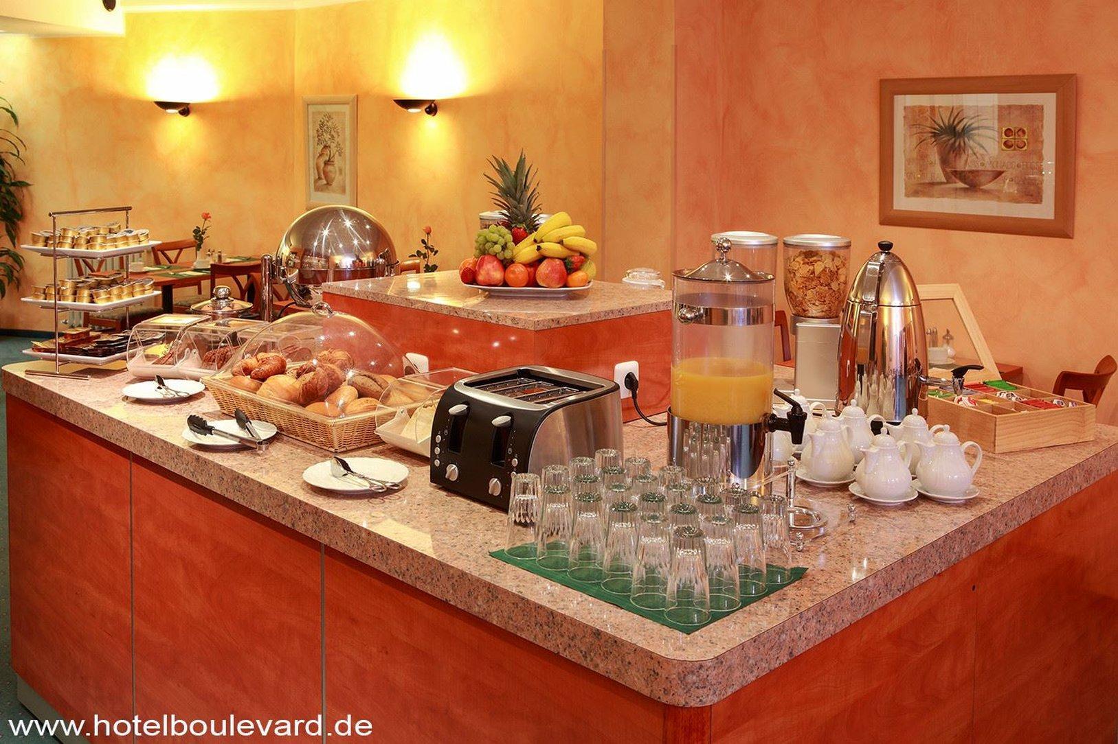 Hotel Boulevard Кьолн Екстериор снимка