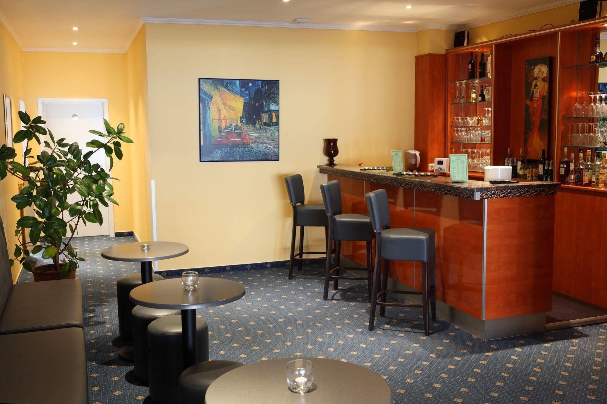 Hotel Boulevard Кьолн Екстериор снимка