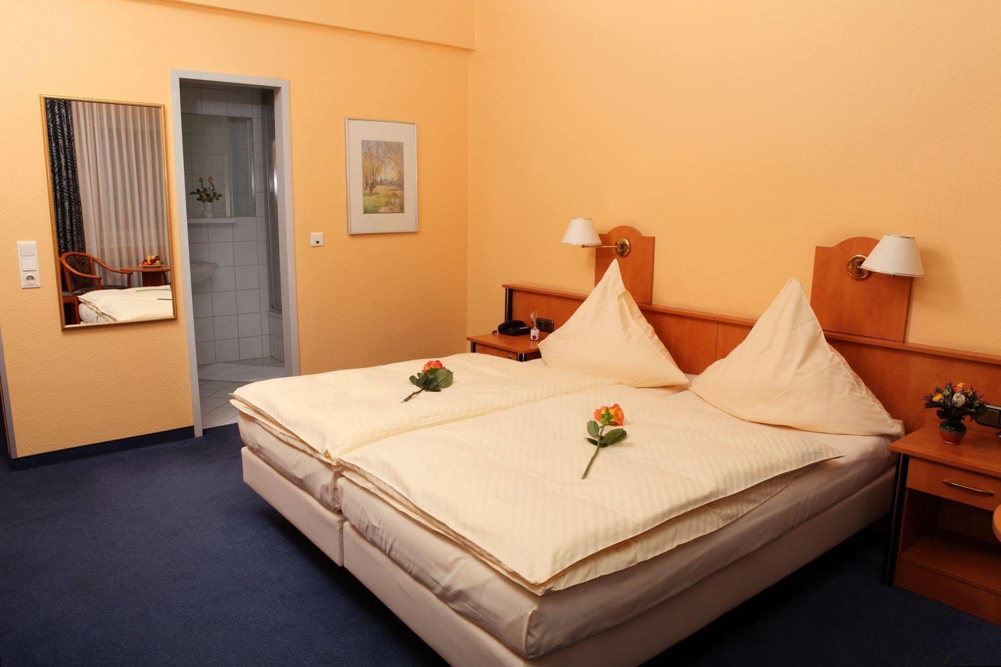 Hotel Boulevard Кьолн Екстериор снимка