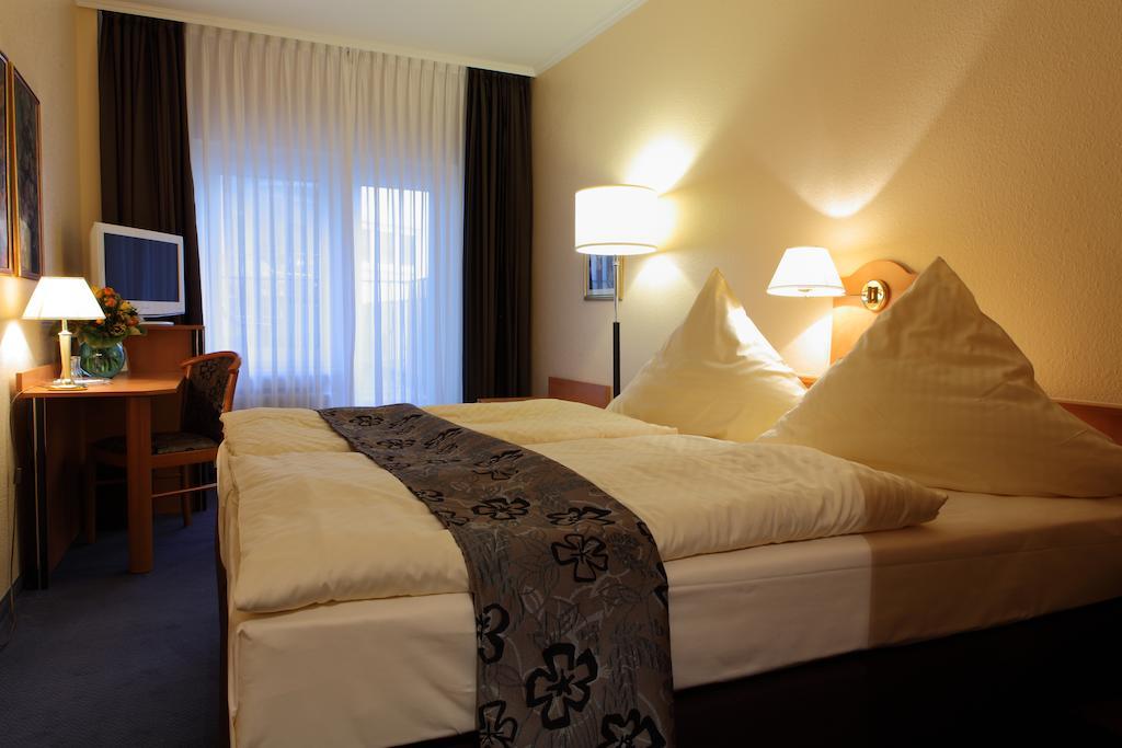 Hotel Boulevard Кьолн Екстериор снимка